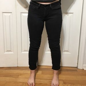 Black Low-Rise Jeggings